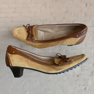 Bruno Magli Women’s 8.5 Italian Suede Bow‎ Accent Pump Heels Tan Brown Academia